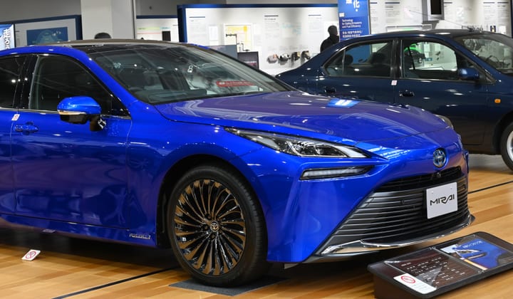 Toyota Mirai (2014)